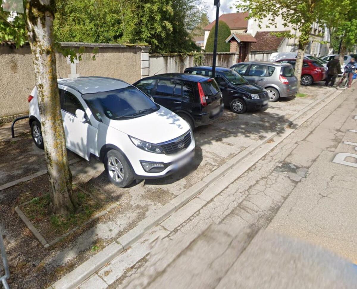 Maison De Ville Avec Parking Gratuit Chablis Zewnętrze zdjęcie